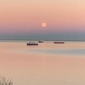 Meet your Posher, Glow